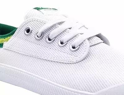 澳洲的国宝级小白鞋，明星、超模人手一双