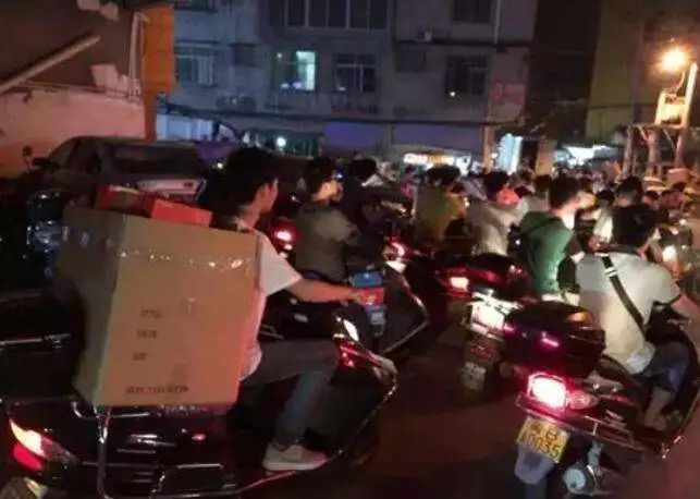 耐克退了假货,耐克平价倒闭款