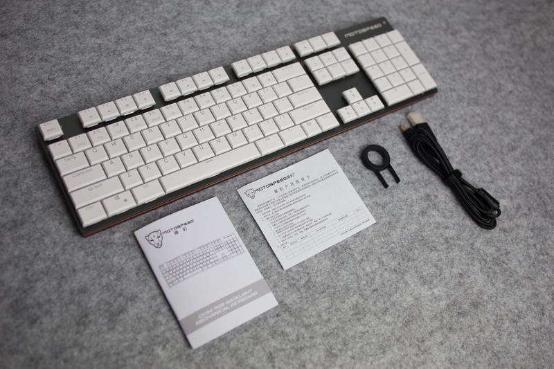 突破机械硬盘的厚度界限，做史上最薄机械键盘，而且它还有光！