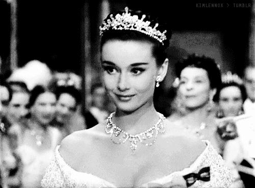 时尚女魔头苏芒为什么退出 (时尚女魔头苏芒是谁)