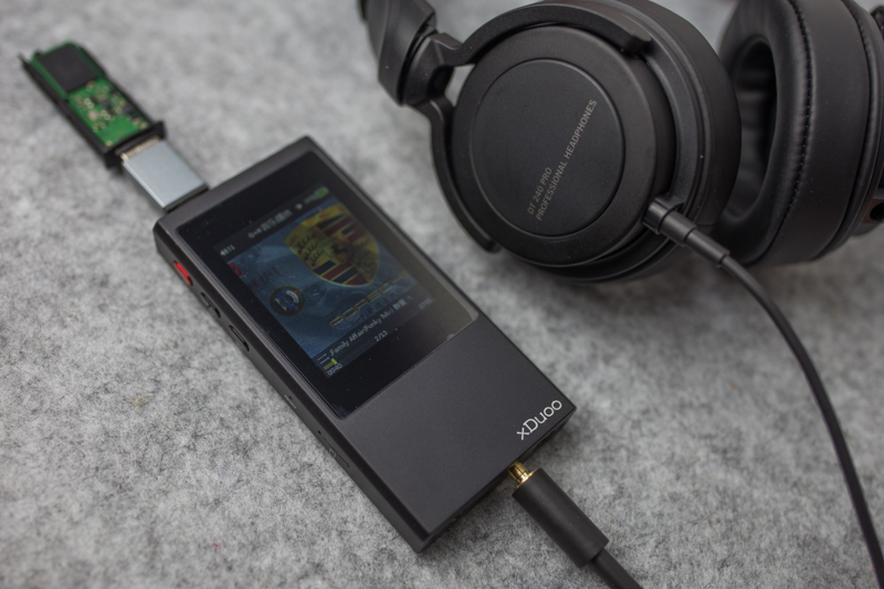 轻便型手提点播器,便携直播投屏神器可触摸手持