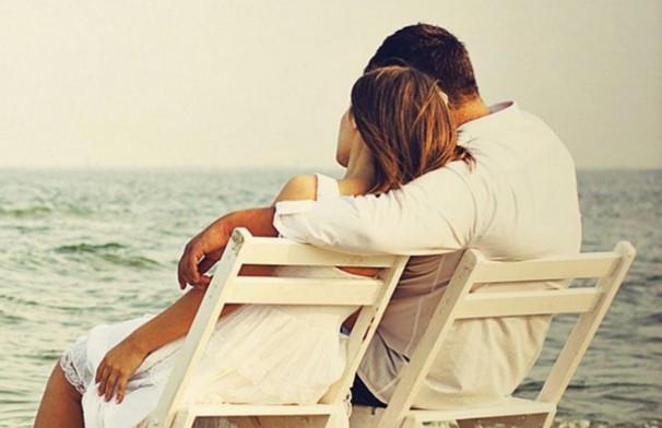 每次给女朋友发红包都不收为什么,一到逢年过节就给女朋友发红包