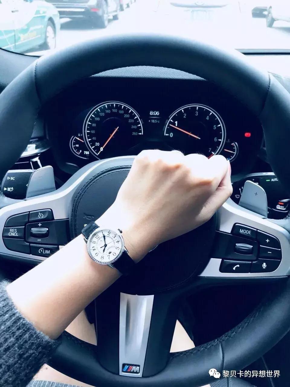 戴表和不戴表的对比照,男生戴表和不戴表有什么区别