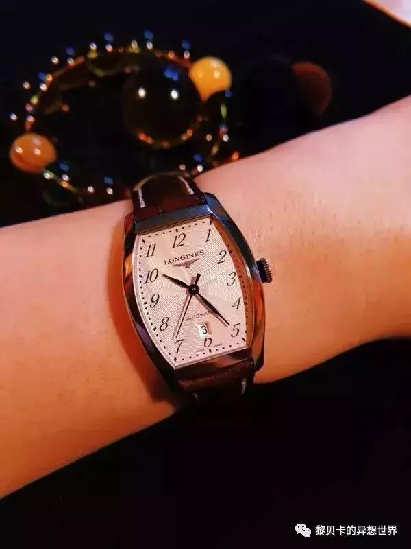 男人戴表跟不戴表的区别,戴表的男人和不戴表的男人