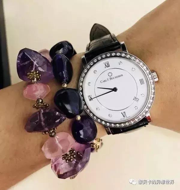 戴表和不戴表的对比照,男生戴表和不戴表有什么区别