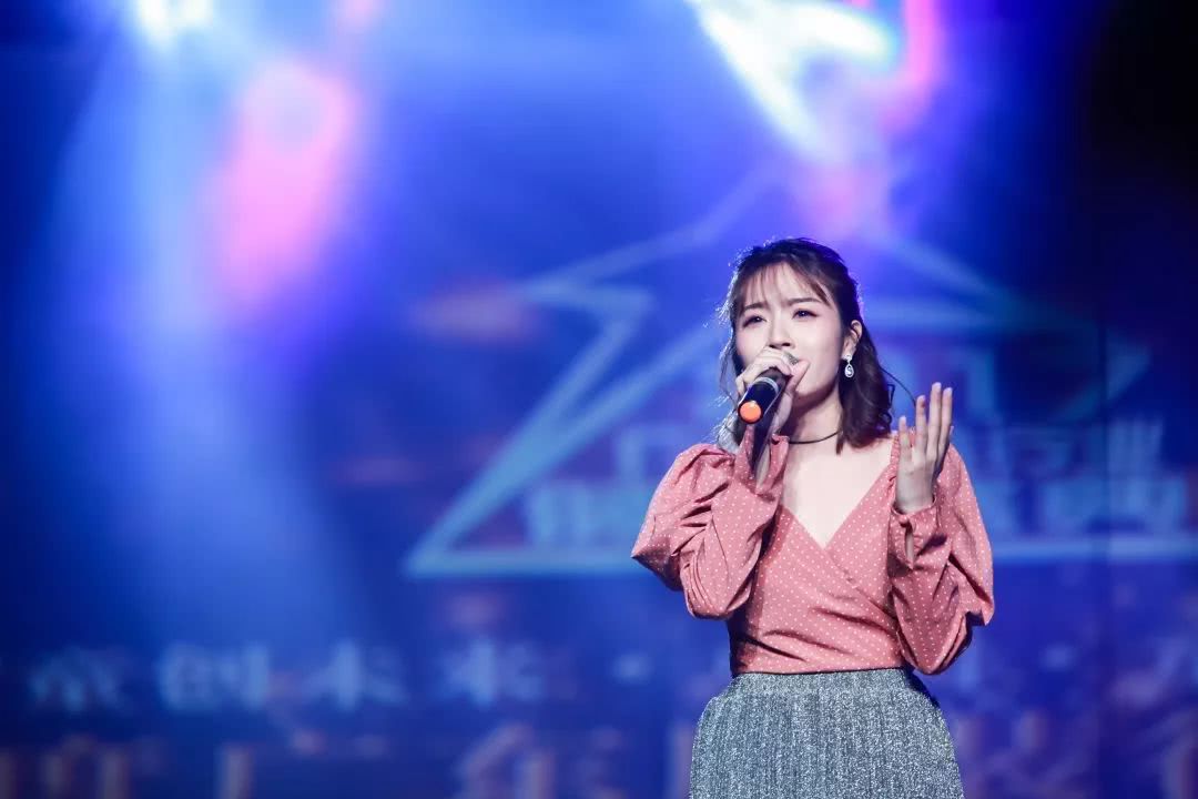 “童创未来·中国童装小镇”2017年度广东服装行业颁奖盛典举办