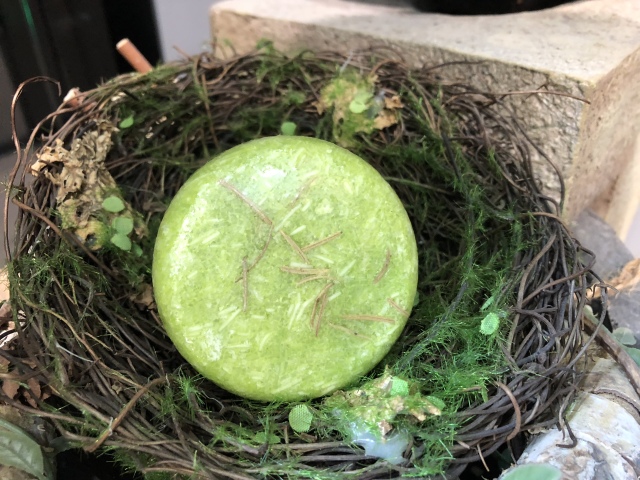 小孩子有头屑头痒,头痒头屑头油怎么办