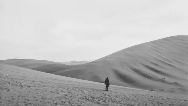 旅拍如何提升自己的质感,旅拍朋友圈怎么吸引人