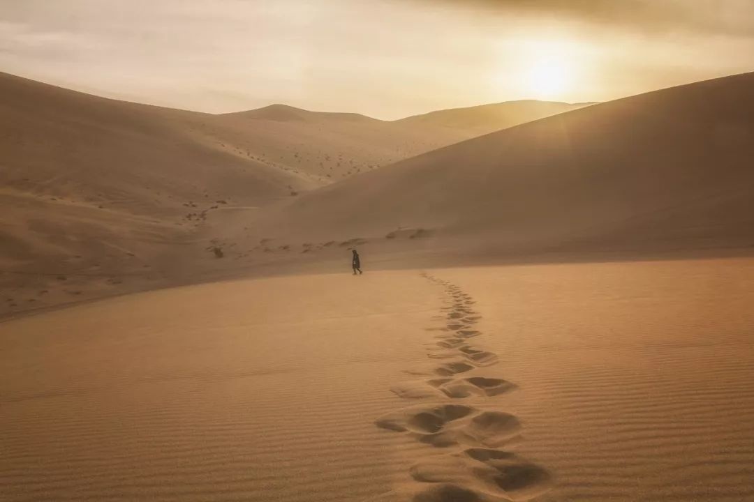 旅拍如何提升自己的质感,旅拍朋友圈怎么吸引人