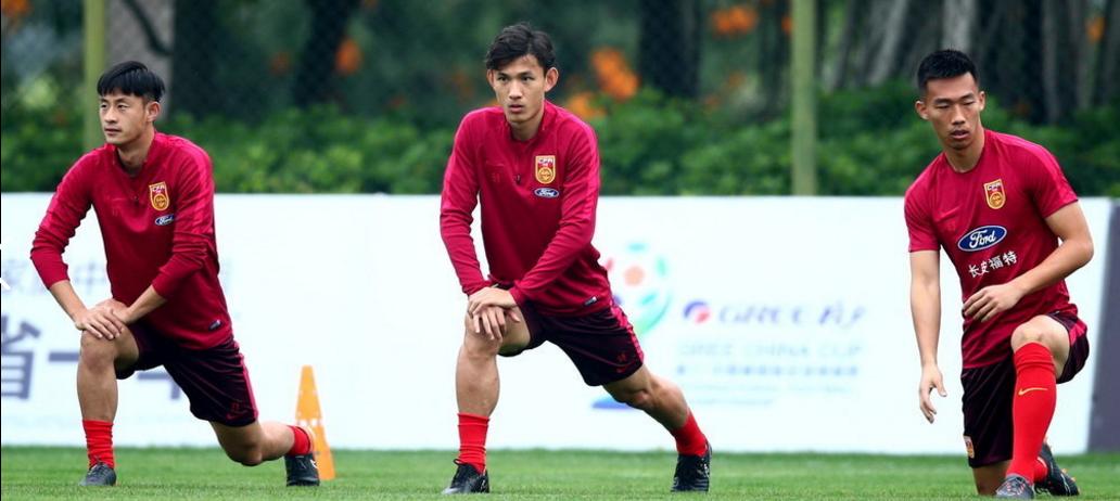 国足赛后全体发言,郜林评价里皮