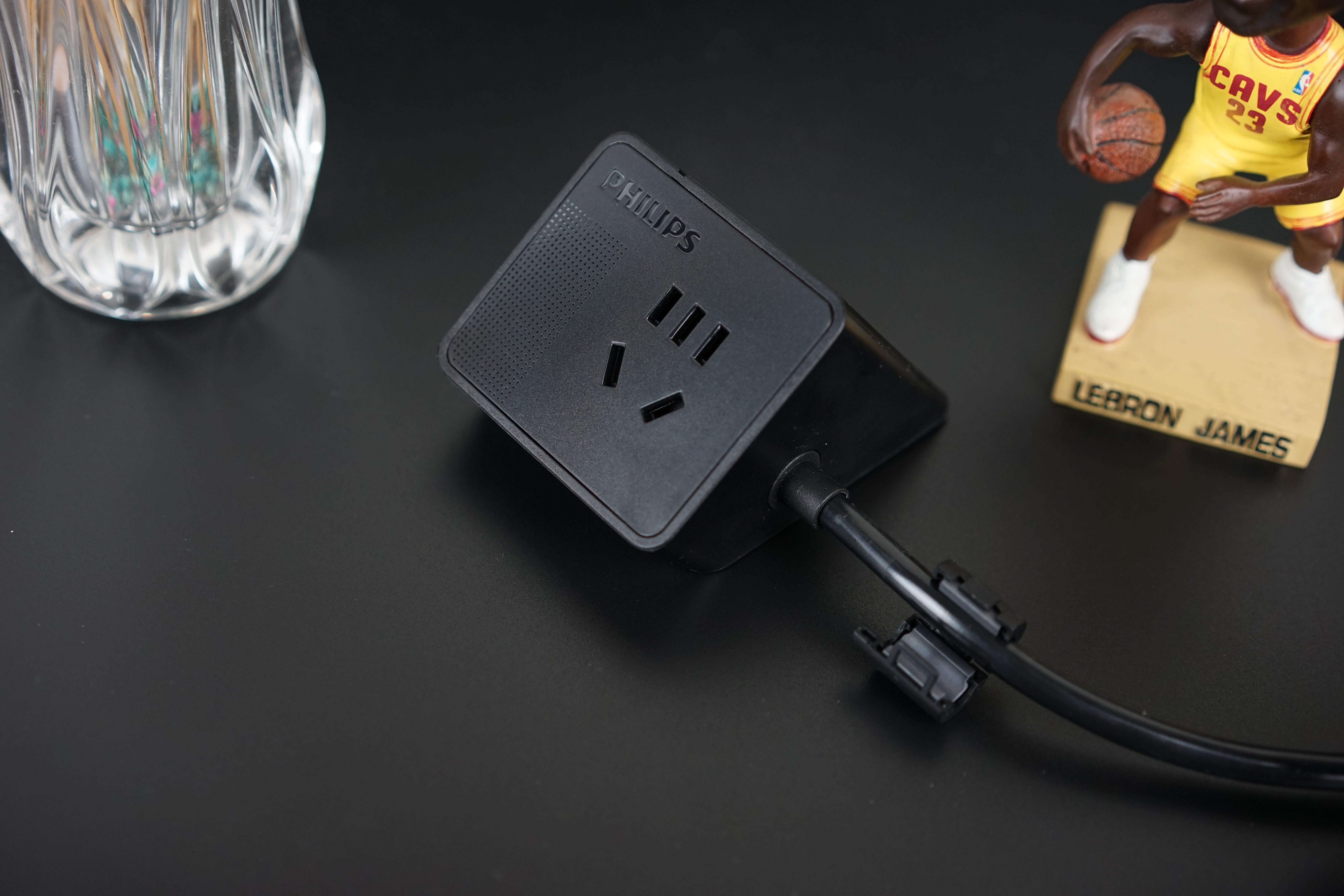 飞利浦超薄无线插座,多用插孔插座推荐飞利浦