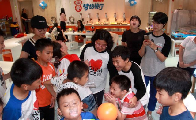 亲子餐厅适合孩子吃的,适合一家四口吃的亲子餐厅