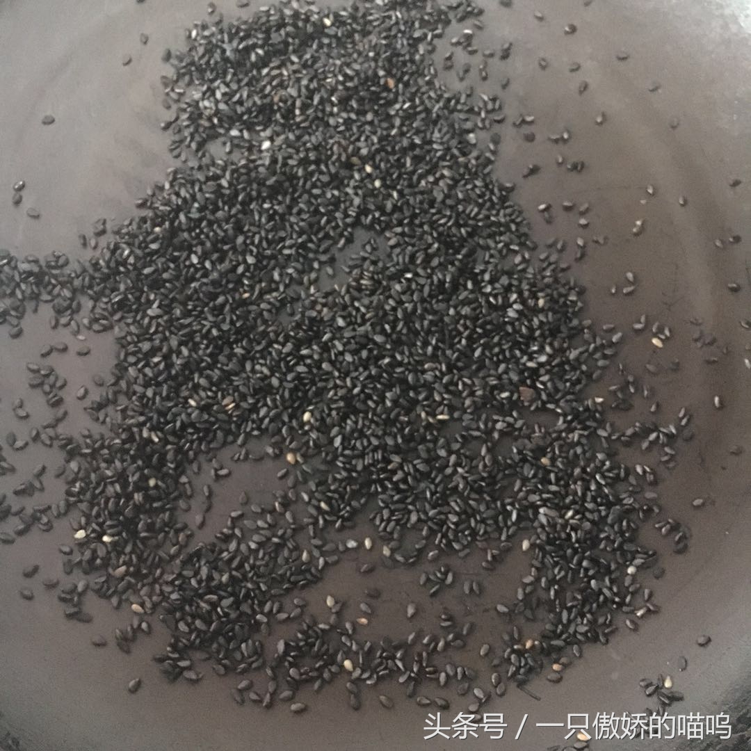 黑芝麻怎么给宝宝做辅食吃,黑芝麻怎样给宝宝做辅食用