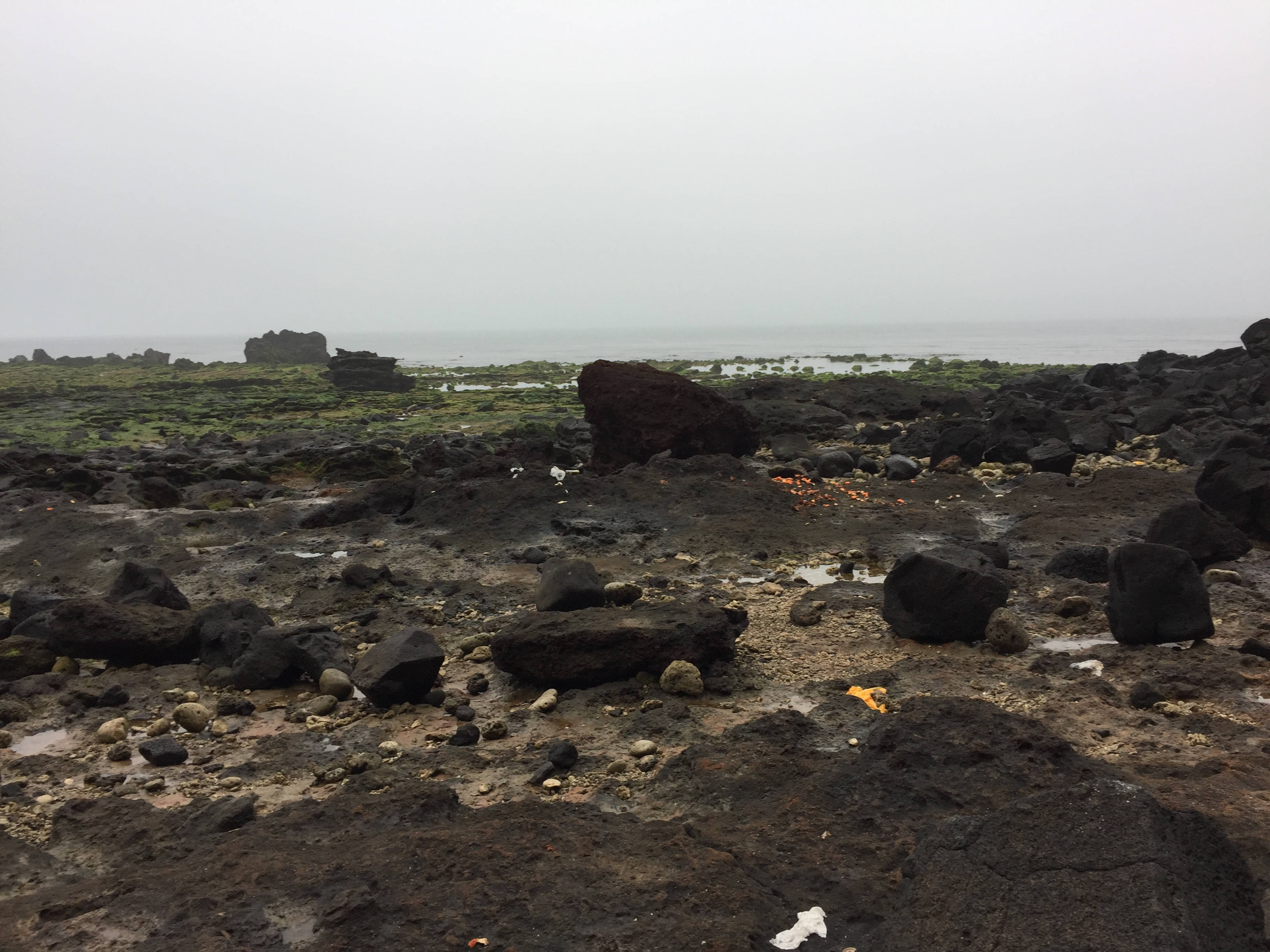 儋州最美海湾古盐田,海南儋州龙门激浪五彩湾