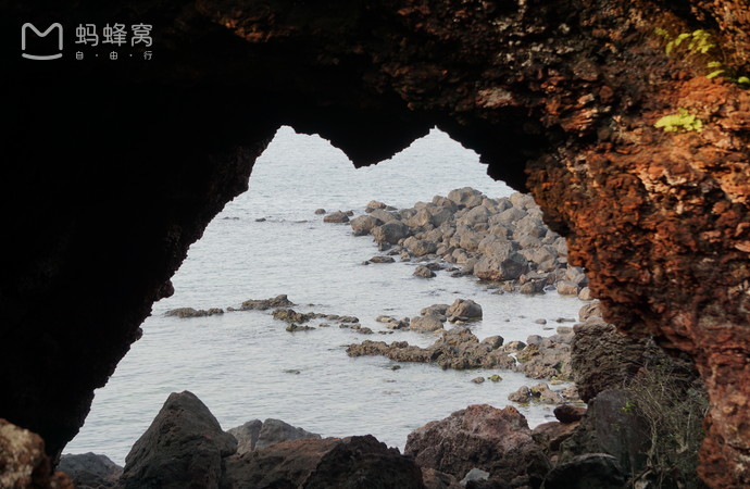 儋州最美海湾古盐田,海南儋州龙门激浪五彩湾
