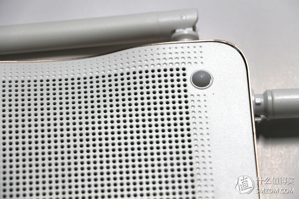 性价比最高的路由器斐讯k2p,斐讯k2p路由器a2版和b1版区别