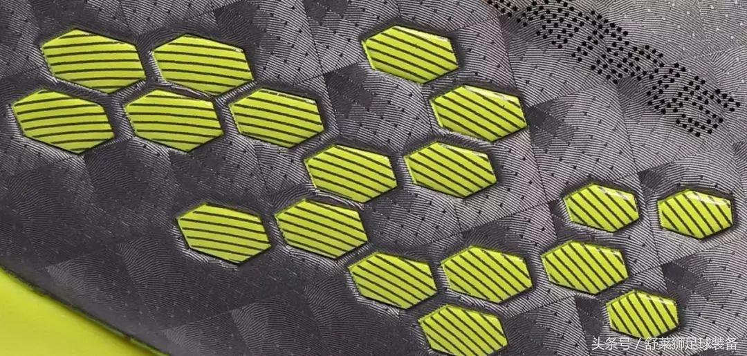 舒莱狮足球鞋国民足球鞋,为中国制造的足球鞋