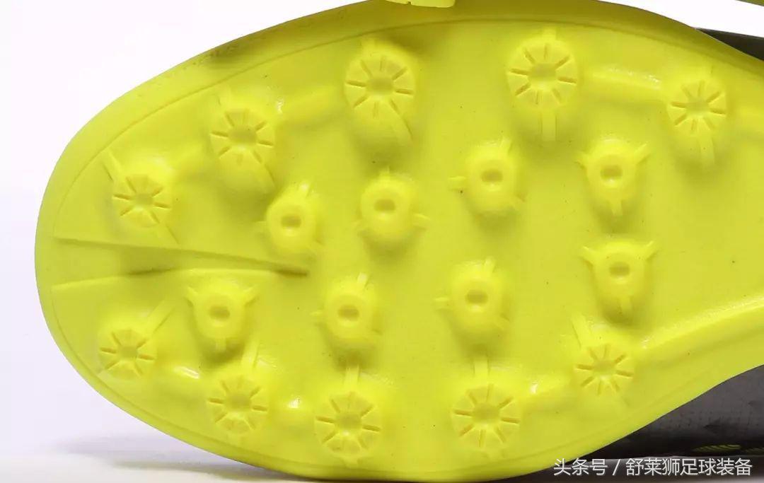 舒莱狮足球鞋国民足球鞋,为中国制造的足球鞋