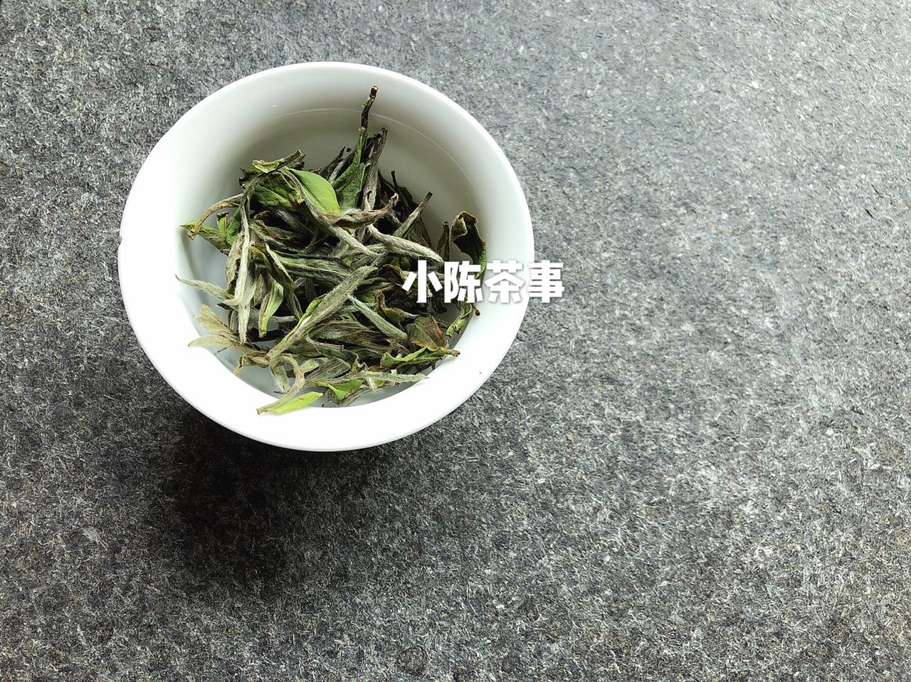 教区分绿茶,白茶为什么饼茶和散茶味道不一样