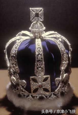 世界上的三顶皇冠,世界上四顶皇冠