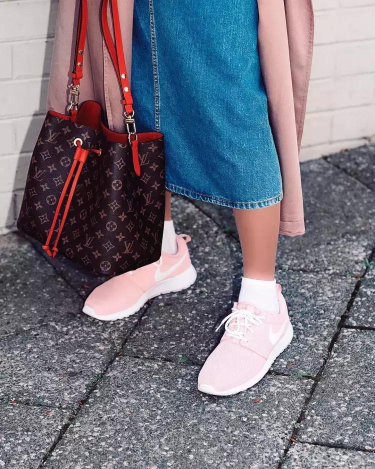 lv箱包其实没有稀缺性,lv箱包展示视频