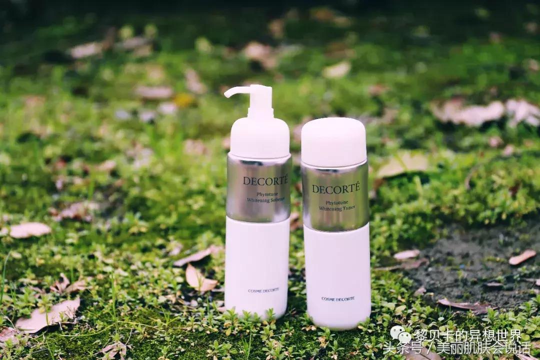 出油毛孔堵塞长闭口痘痘怎么调理,额头和鼻翼爱出油毛孔粗