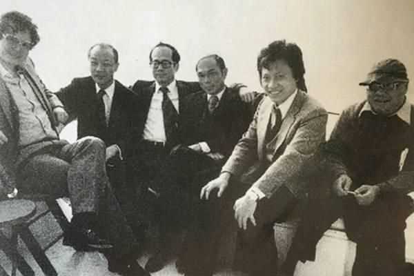 特工普京，罕见的李嘉诚，没有胡子的鲁迅，这些照片你一定没见