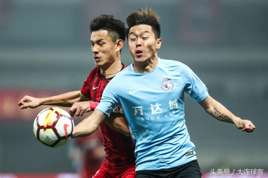 纹身不明显地方图,为什么足球队员可以纹身