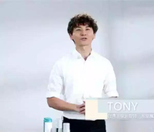 论档次,你的微信名是奇瑞,我的是玛莎拉蒂!