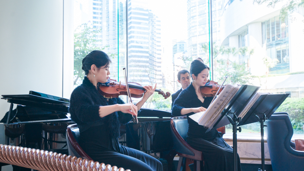 香港，住在港岛最高的行政客房是什么感觉，4000一晚也值得