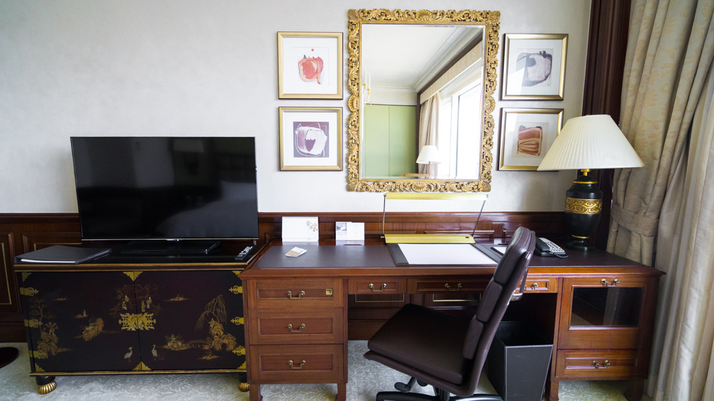 香港，住在港岛最高的行政客房是什么感觉，4000一晚也值得