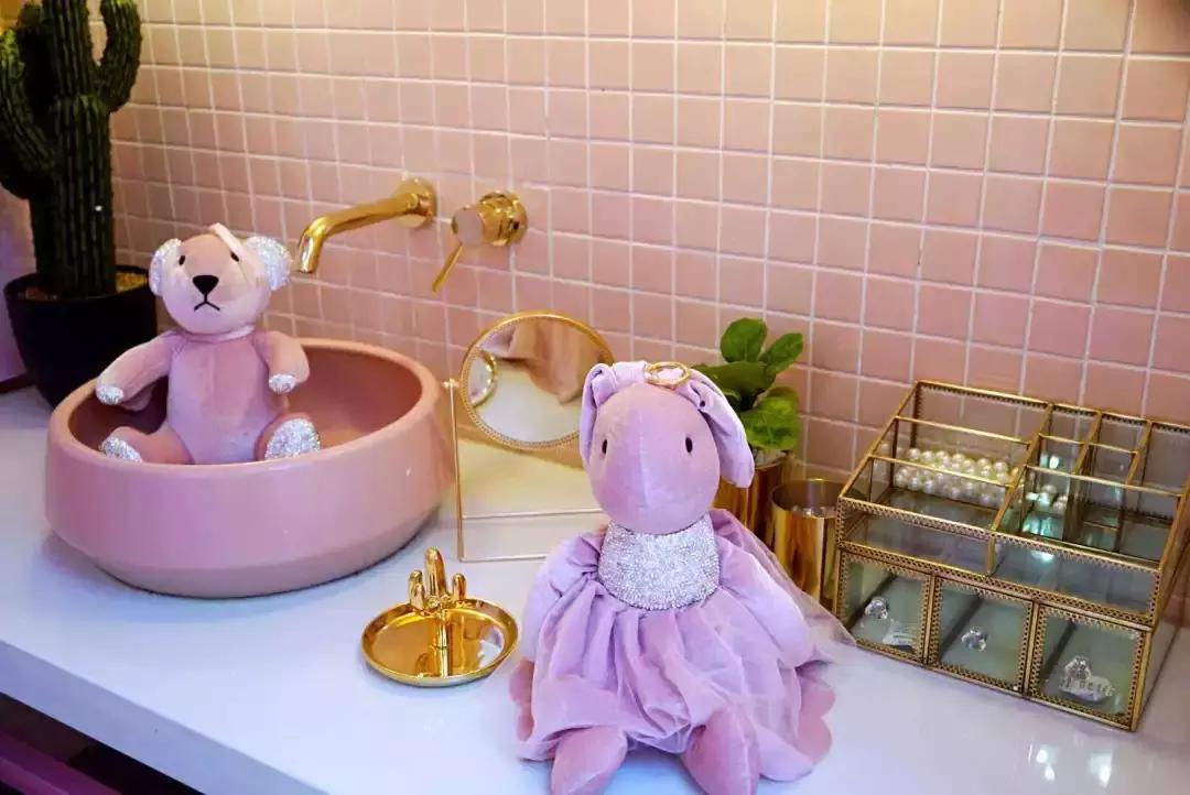 听说大理古城开了一家ins风粉红茶店,颜值逆天！