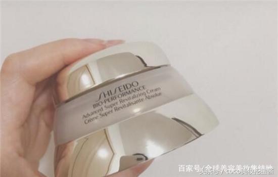 兰蔻小黑瓶适合跟什么搭配,兰蔻小黑瓶需要搭配什么