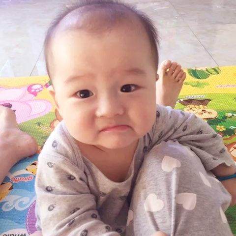 三个月宝宝吐奶什么原因要怎么办,3个月宝宝吐奶的原因及解决办法