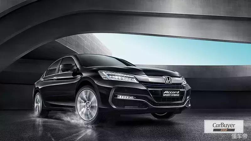 汽车门怎么用机械钥匙锁,汽车钥匙被锁在门里怎么打开