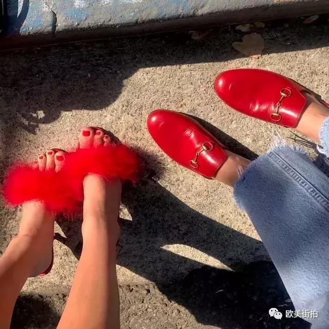 春季红鞋怎么搭配衣服,红色尖头单鞋子怎么搭配衣服