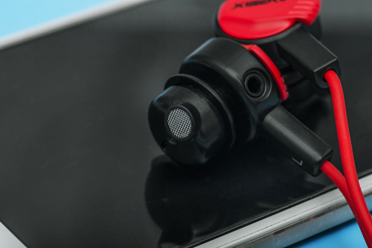 刺激战场吃鸡耳机,西伯利亚耳机哪款适合手游吃鸡