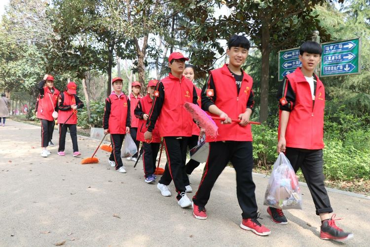 鍒涘煄鎴戝厛琛屽闆烽攱涓婚娲诲姩,鍒涙枃鏄庡煄甯傛垜鍏堣蹇楁効鏈嶅姟娲诲姩