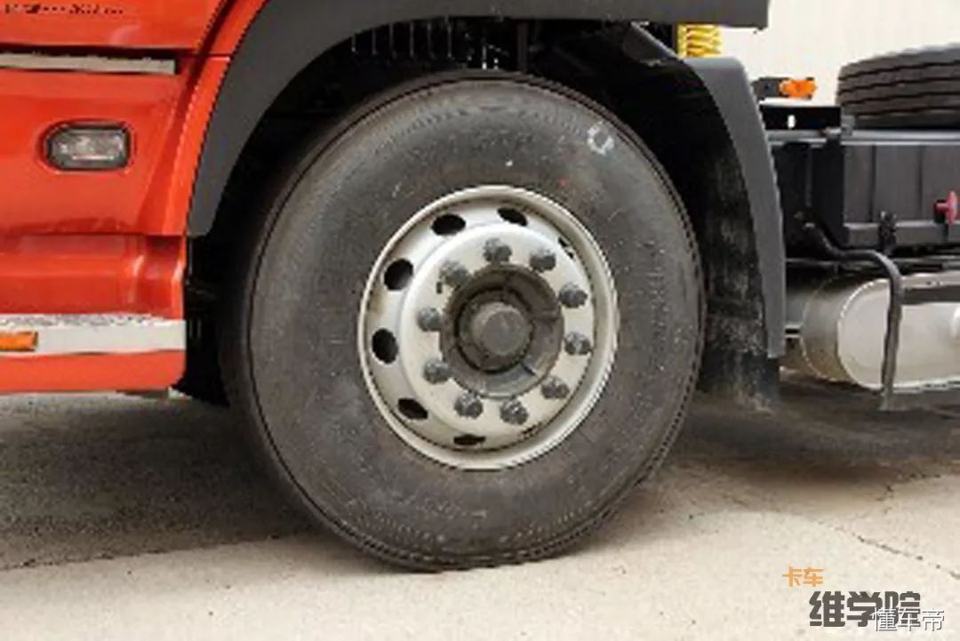 货车轮胎胎壁坏是什么原因,卡车轮胎断丝鼓包原因