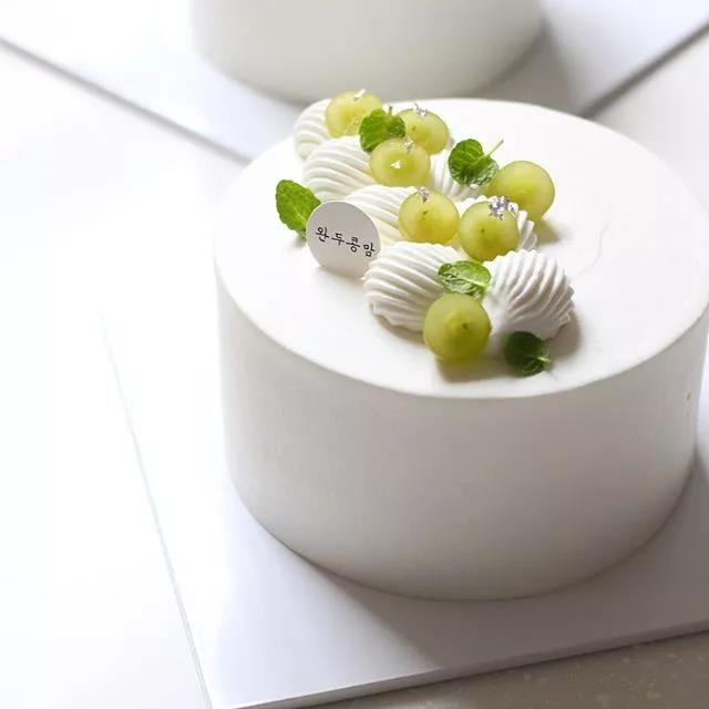 八齿裱花嘴奶油蛋糕简单造型,小孩子奶油蛋糕造型简单