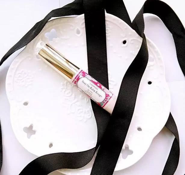 dior黄皮深唇素颜唇膏推荐,dior保湿闪亮魅惑唇膏