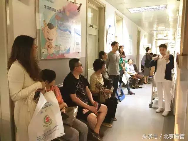 做科普，这家医院走心了！“见缝插针”式指导让候诊更有意义