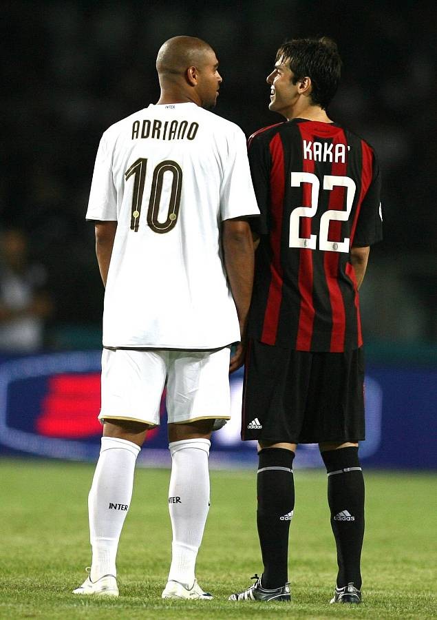 百年足球恩怨,世界足坛历史上最完美的球队