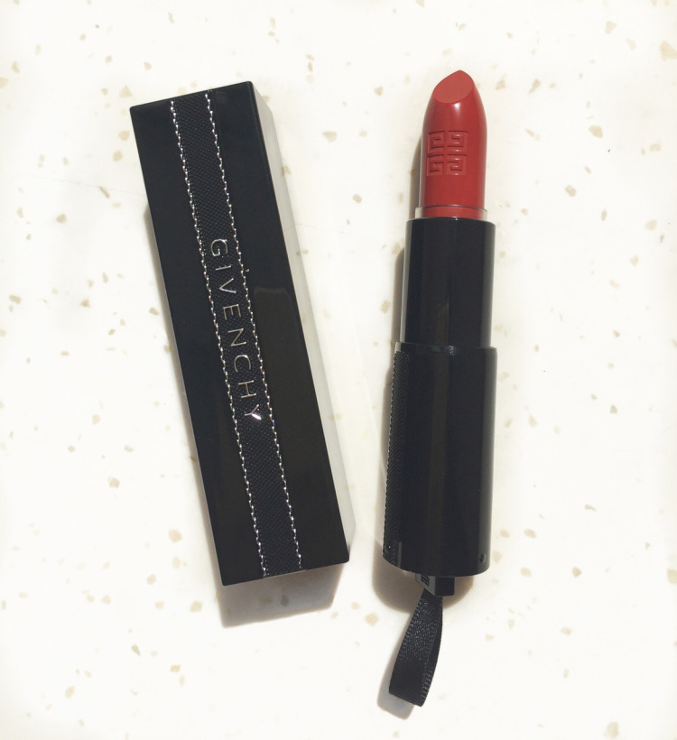 纪梵希n16和阿玛尼105对比试色,纪梵希n11和兰蔻196一样色吗