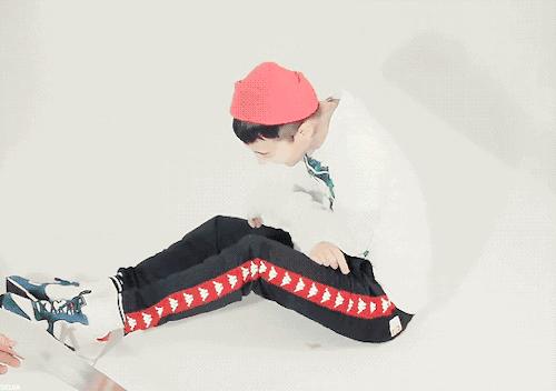 权志龙最爱哪些潮牌,权志龙最喜欢的香奈儿包包