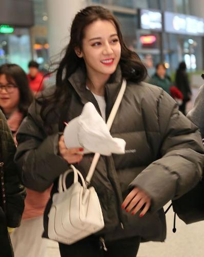 明星雇人接机,明星雇人接机价格