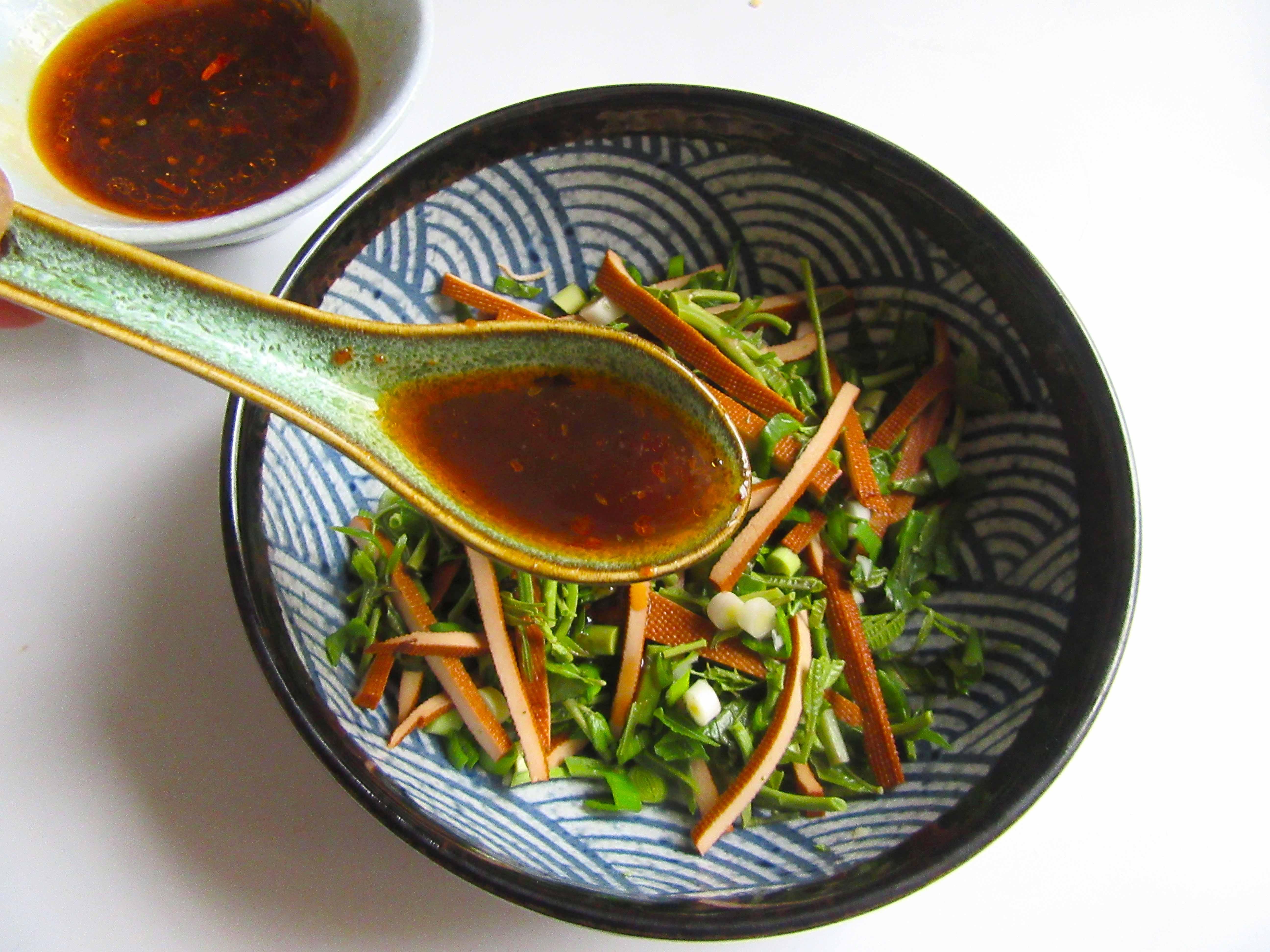 香椿炒鸡蛋味道好极了你们想吃吗,香椿炒鸡蛋还有什么吃法