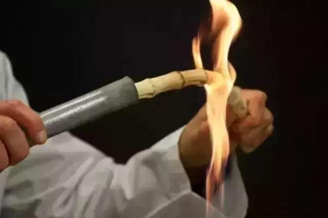 女生真皮包包轻奢品牌排行榜,女人包包高档品牌真皮