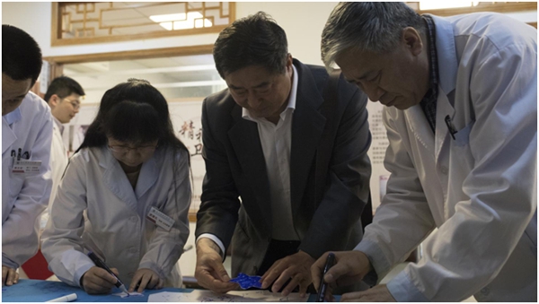 关爱星星的孩子绘画,关爱星星的孩子让他们不再孤单