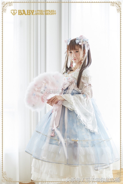 这条裙子看起来很漂亮,这条裙子很漂亮